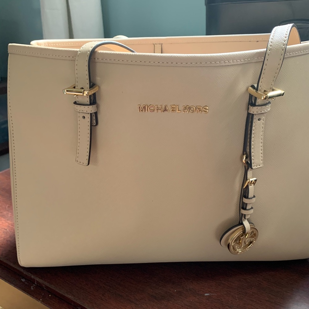 Michael Kors Jet Set Large Cream/Beige Tote